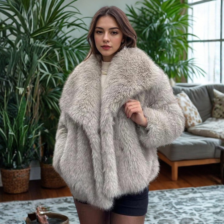 Corrine - Elegant långärmad krage Fuzzy Kappa