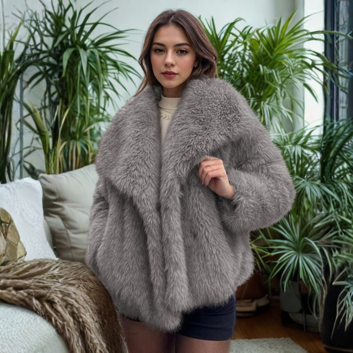 Corrine - Elegant långärmad krage Fuzzy Kappa