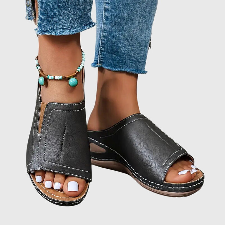 Aretha | Ortopediska Sandaler