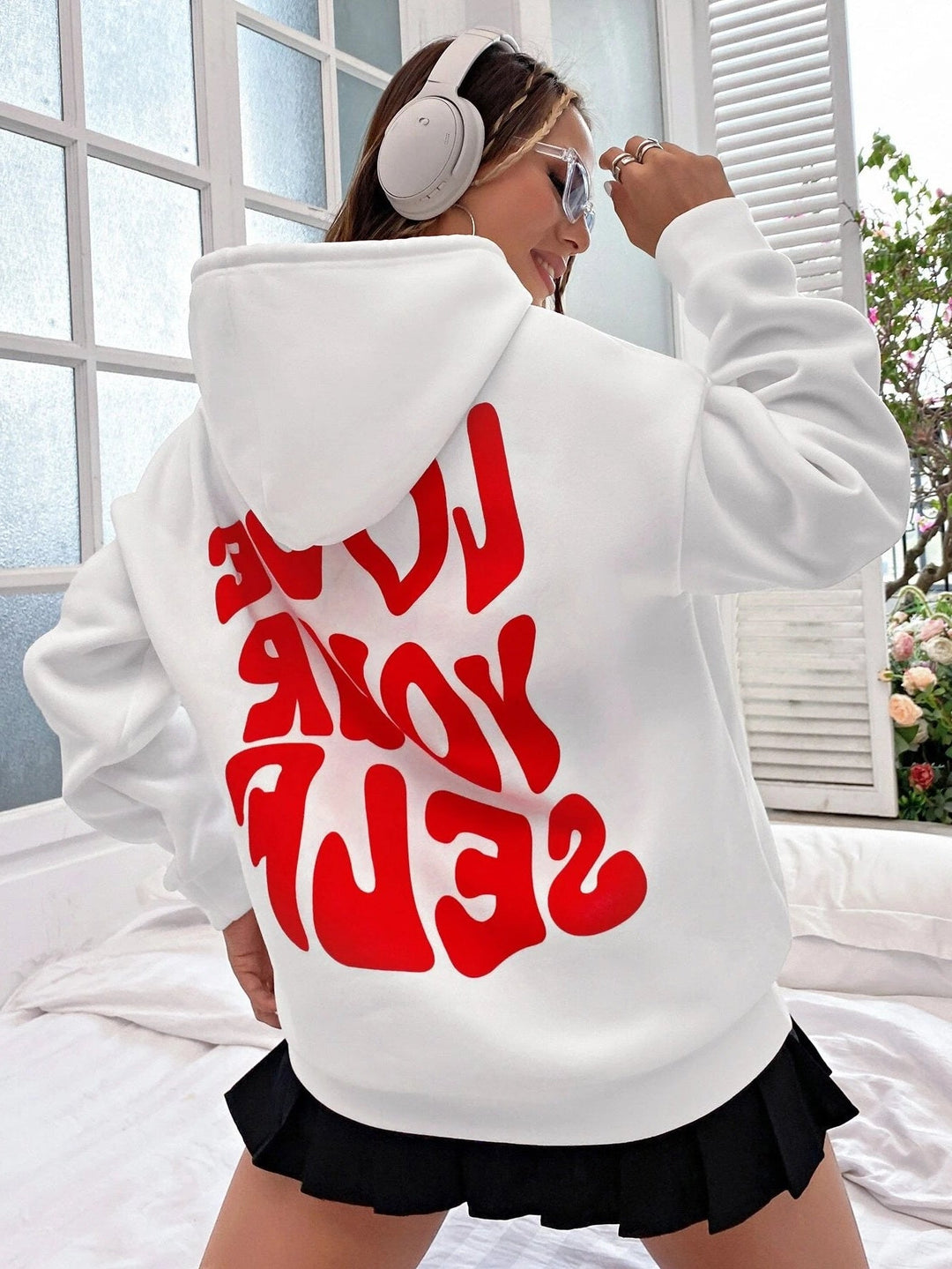 Eleanor | Damhoodie med dragsko och framfickor