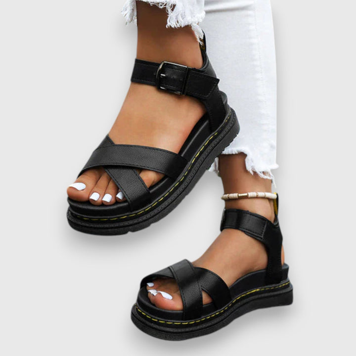 Loretta – Ortopediska Sandaler