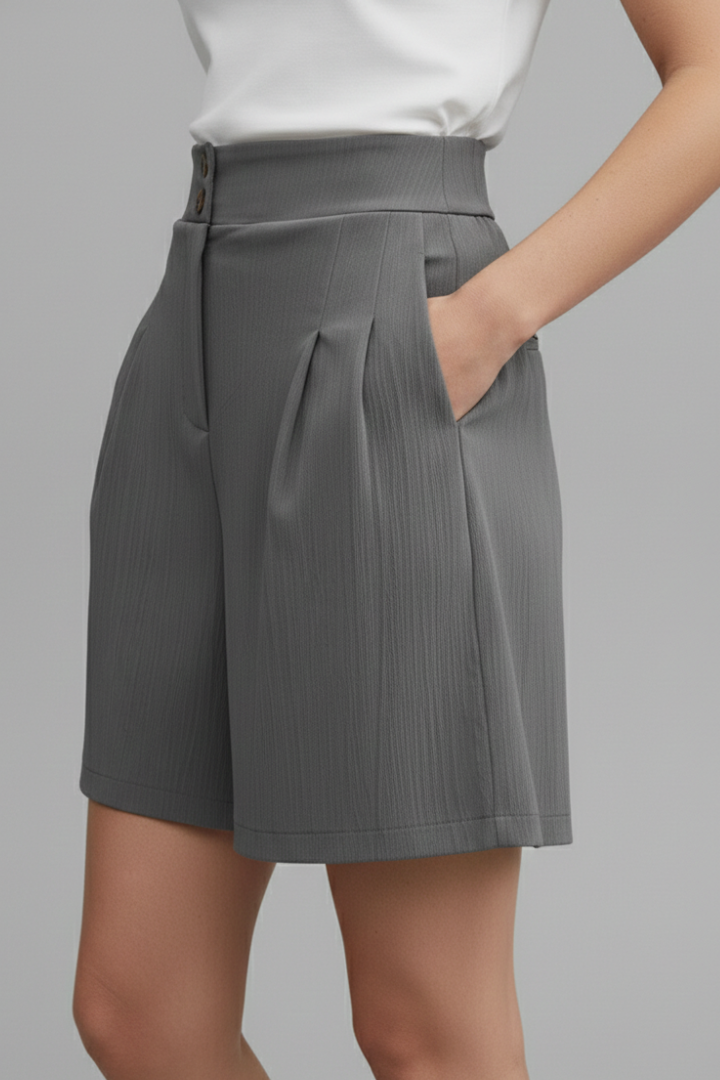 Gabriella | Damens Högmidjade Vida Shorts