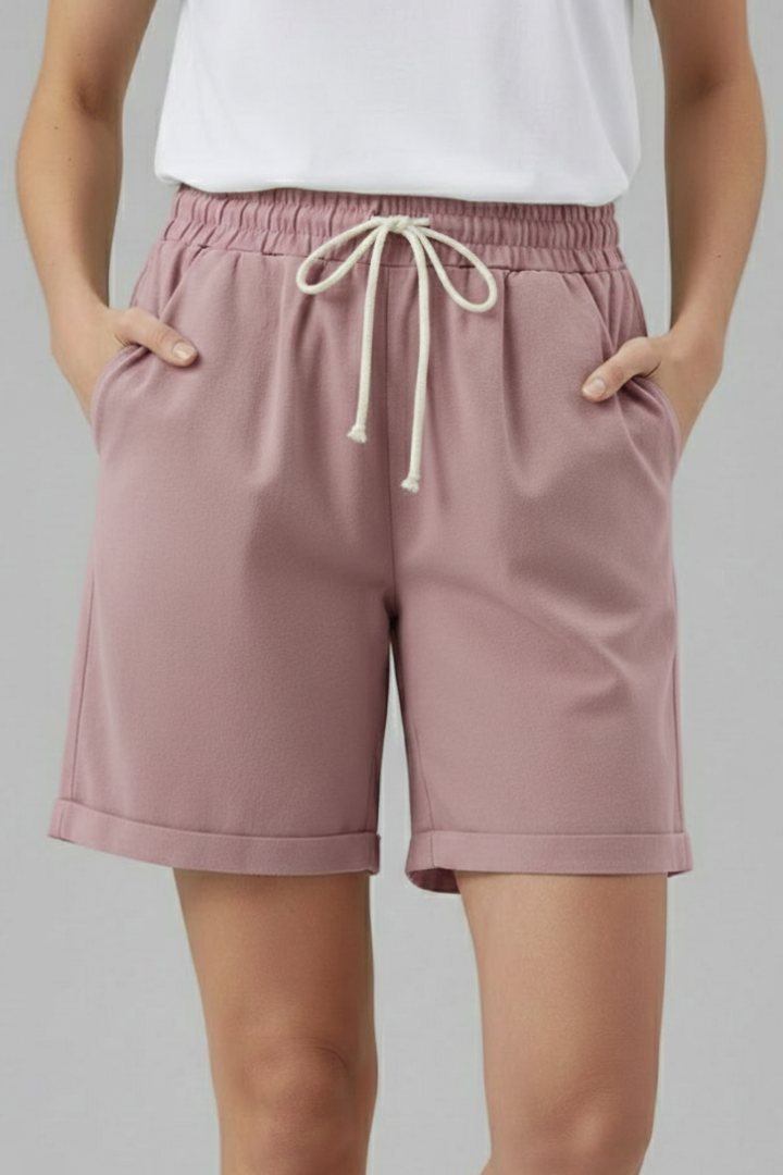 Faith | Damshorts med dragsko och fickor