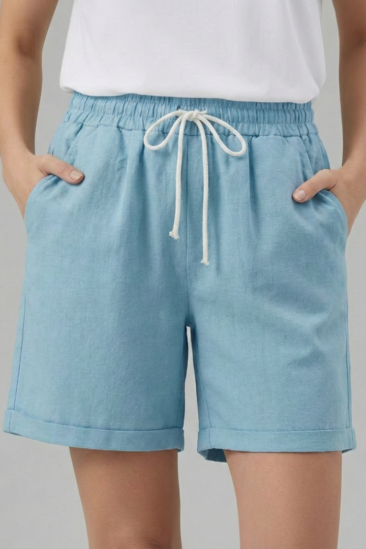 Faith | Damshorts med dragsko och fickor
