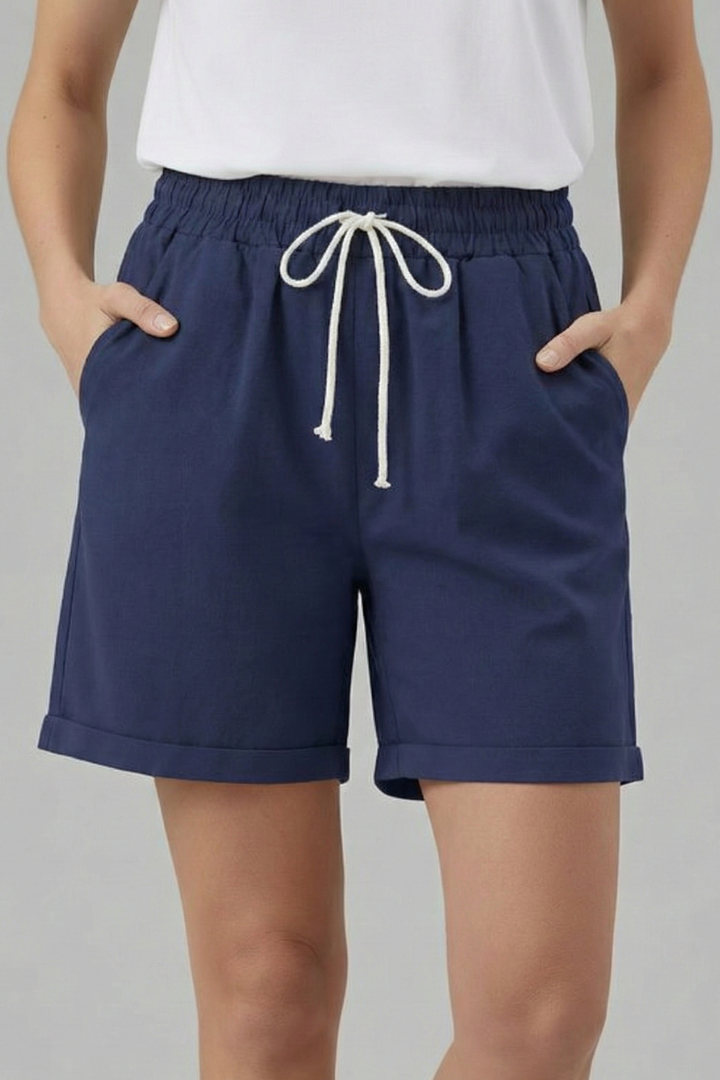 Faith | Damshorts med dragsko och fickor