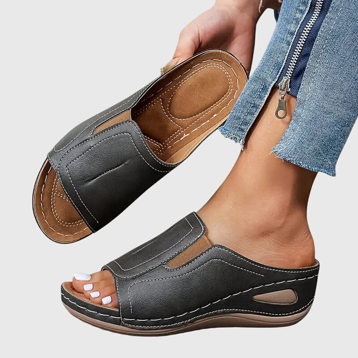 Aretha | Ortopediska Sandaler