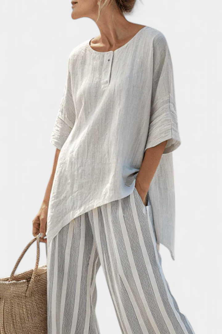 Talvora | Elegant Asymmetrisk Blus &amp; Randiga Byxor
