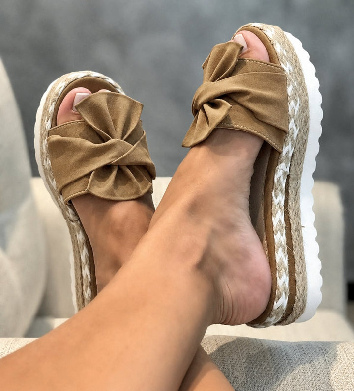 Aria | Damens Vävda Kilklack Sandaler med Slipsdetalj Plattform